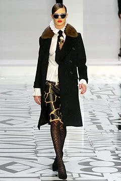Look 16